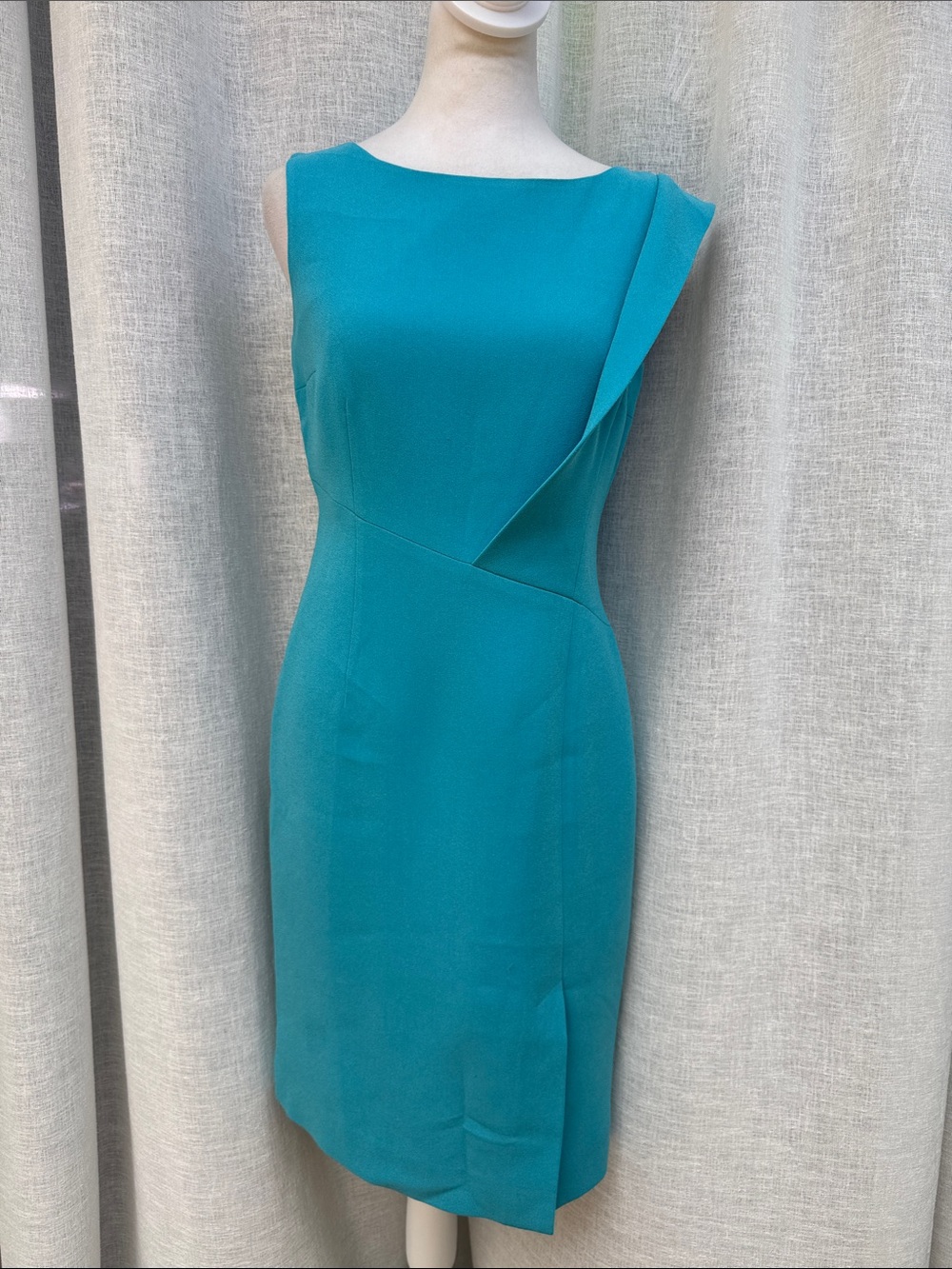 Rickie Freeman for Teri Jon turquoise blue sleeveless sheath dress